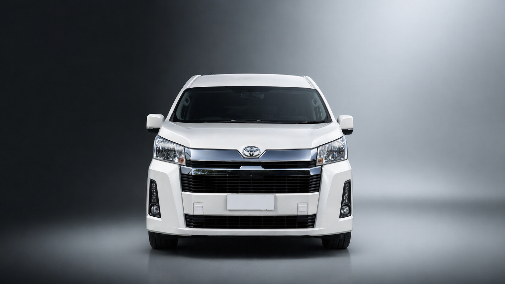 Toyota Quantum  photo 2